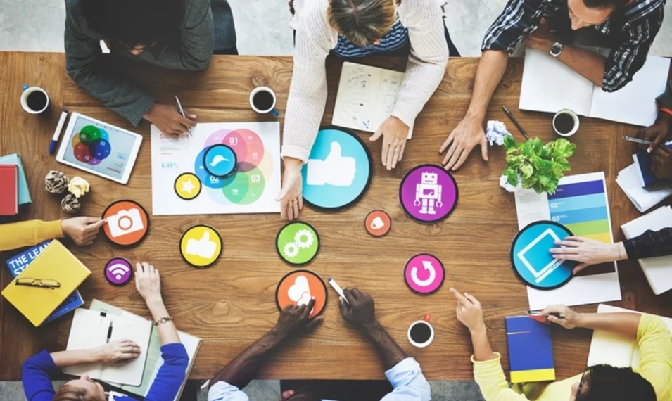 📰 Compañía Business Code SAC fortalece sus áreas de Sistemas y Marketing para potenciar la innovación digital